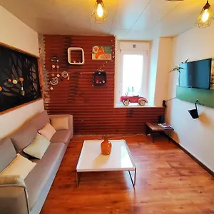 Concarnoloc Apartment